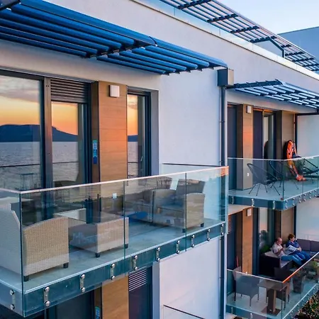 Apartament Heaven's Gate 2 *