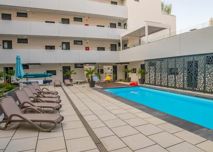 Heaven's Gate 2 아파트 *